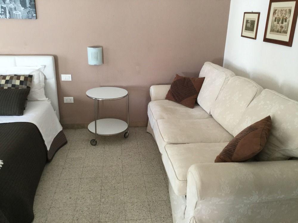 Alojamento de Acomodação e Pequeno-almoço Civico 28